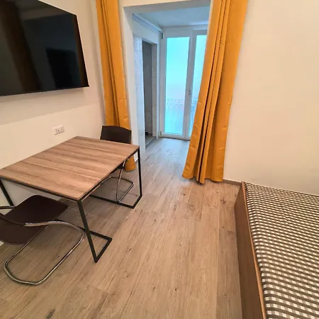 Duke - Centro Таранто